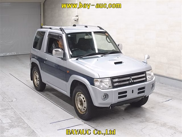 MITSUBISHI PAJERO MINI