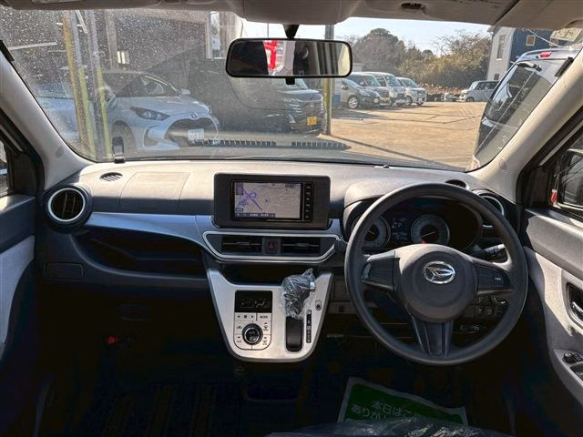 DAIHATSU CAST