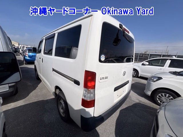 TOYOTA LITE ACE