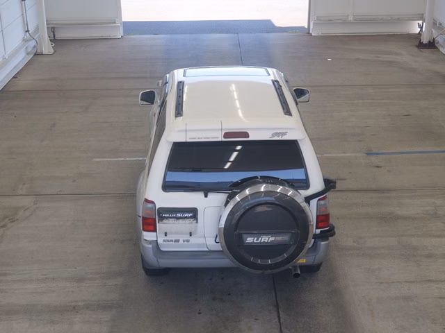 TOYOTA HILUX SURF