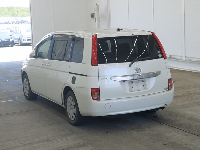 TOYOTA ISIS
