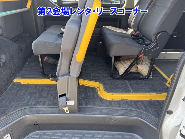 TOYOTA REGIUS ACE