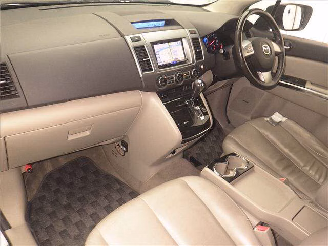 MAZDA MPV