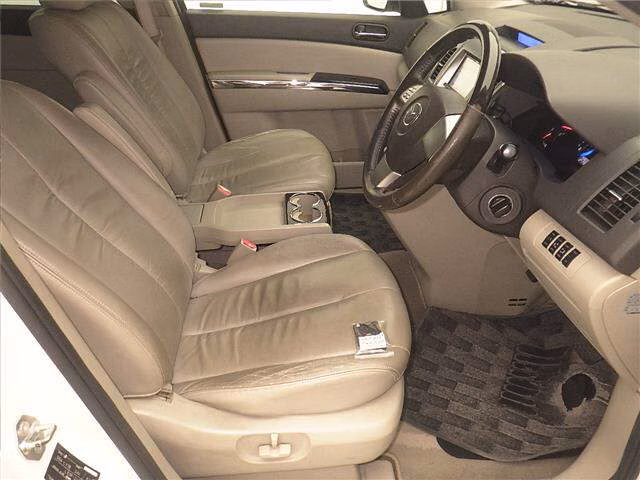 MAZDA MPV