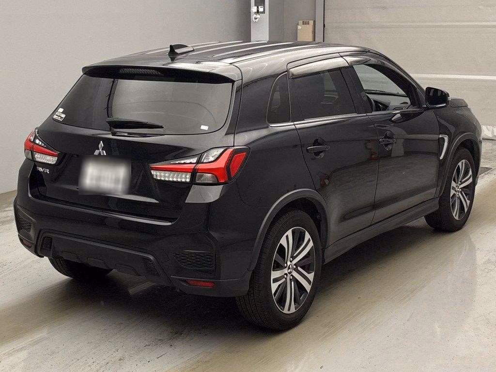 MITSUBISHI RVR