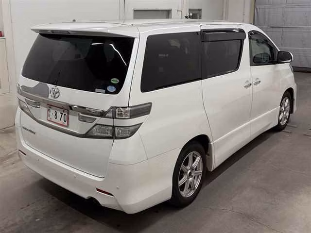TOYOTA VELLFIRE