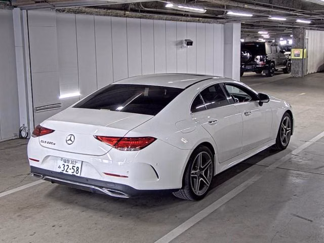 MERCEDES-BENZ CLS-CLASS