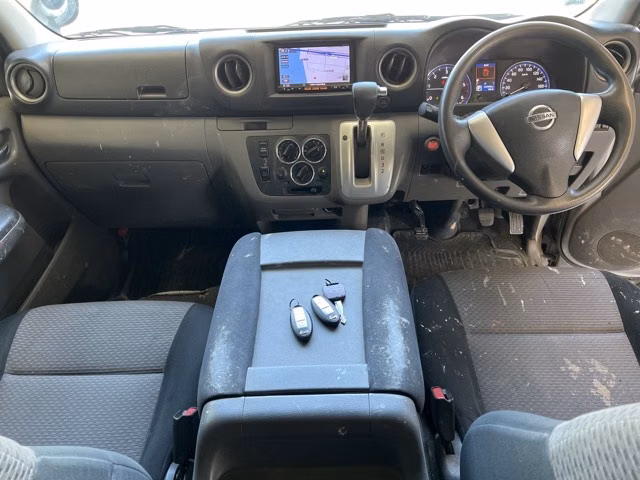 NISSAN NV350 CARAVAN
