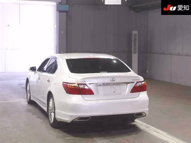 LEXUS LS460