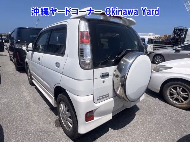 DAIHATSU TERIOS KID