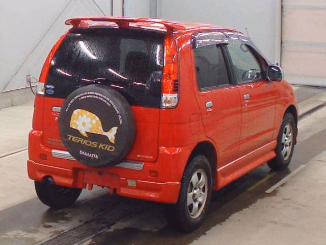 DAIHATSU TERIOS KID