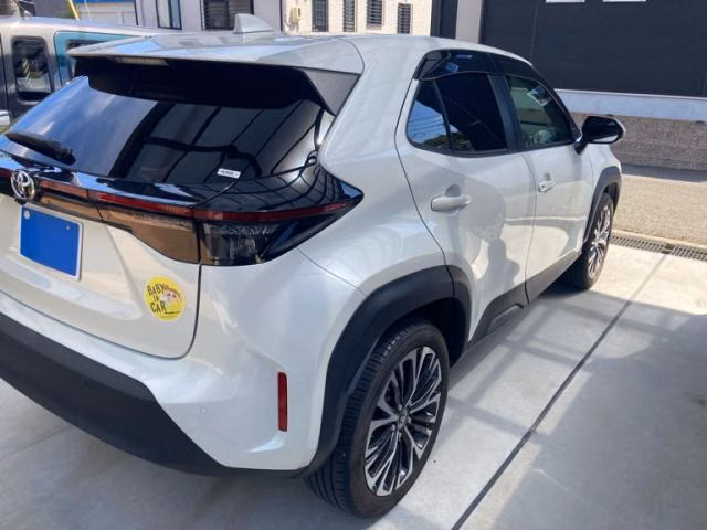 TOYOTA YARIS CROSS