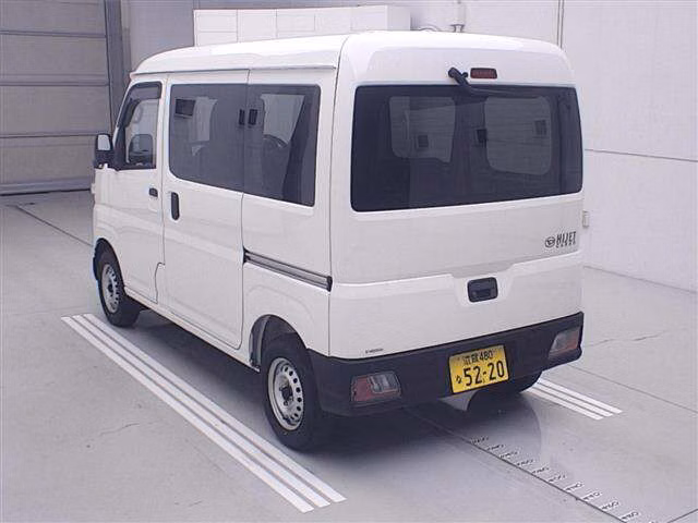 DAIHATSU ATRAI