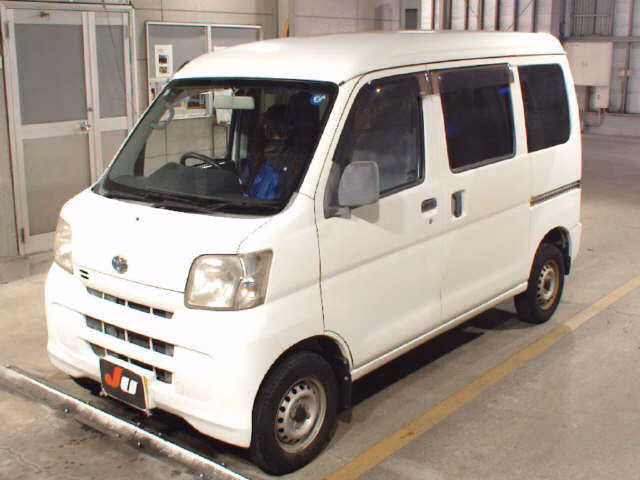 TOYOTA PIXIS VAN