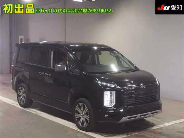 MITSUBISHI DELICA D:5