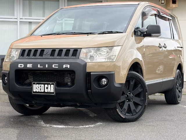 MITSUBISHI DELICA D:5