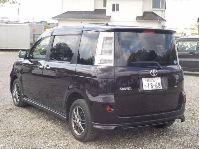 TOYOTA SIENTA