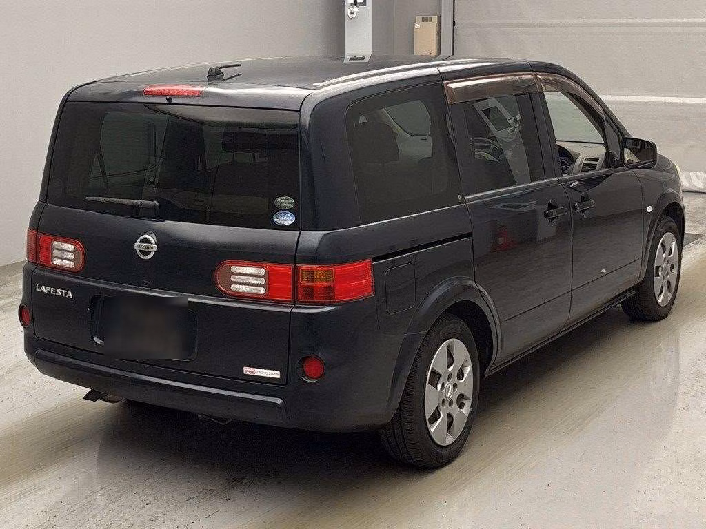 NISSAN LAFESTA