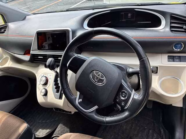 TOYOTA SIENTA