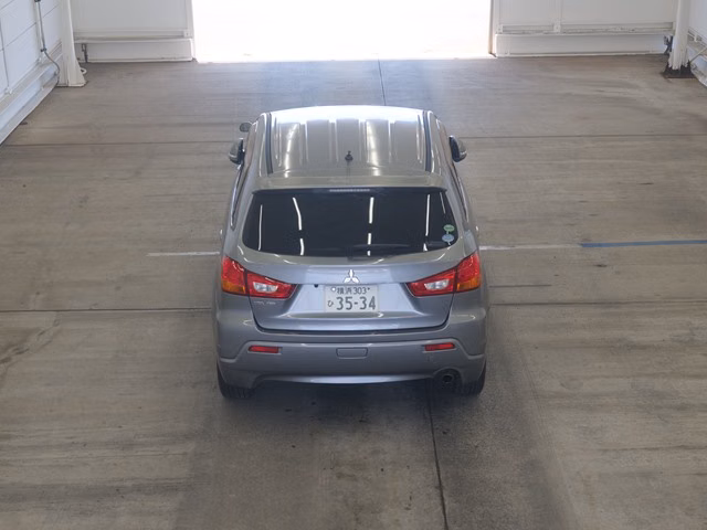 MITSUBISHI RVR