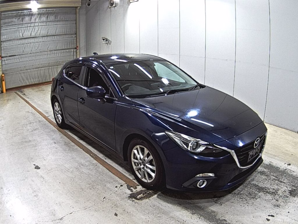 MAZDA AXELA
