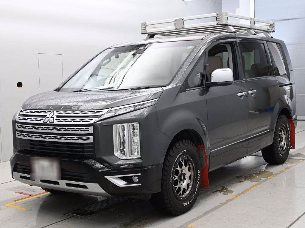 MITSUBISHI DELICA D:5