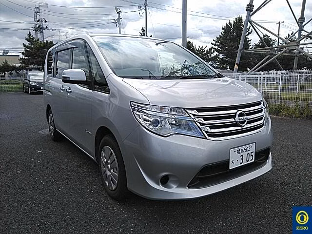 NISSAN SERENA
