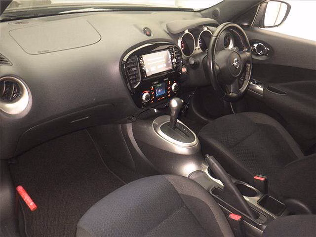NISSAN JUKE