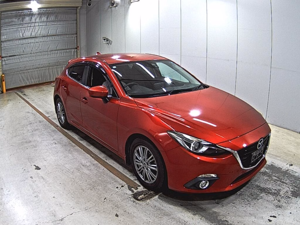 MAZDA AXELA