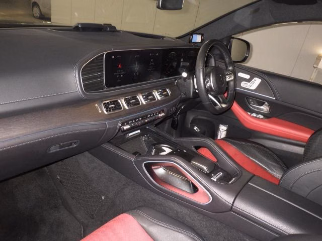 MERCEDES-BENZ GLE COUPE