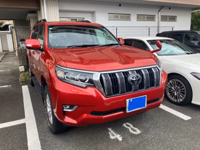 TOYOTA LAND CRUISER PRADO