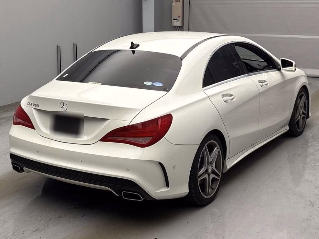 MERCEDES-BENZ CLA-CLASS