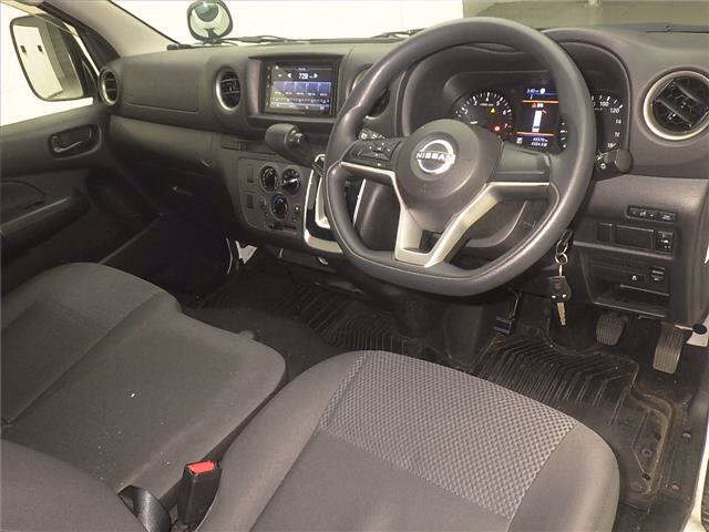 NISSAN CARAVAN