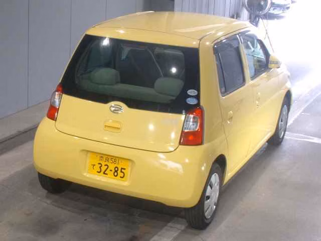 DAIHATSU ESSE