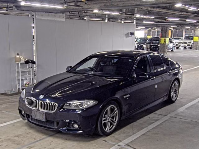BMW 5-SERIES