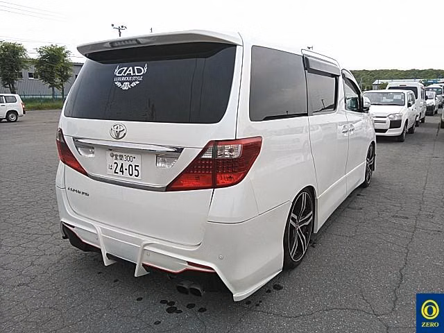 TOYOTA ALPHARD