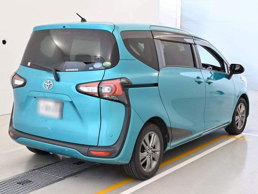 TOYOTA SIENTA