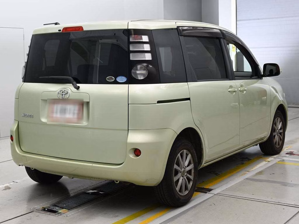 TOYOTA SIENTA