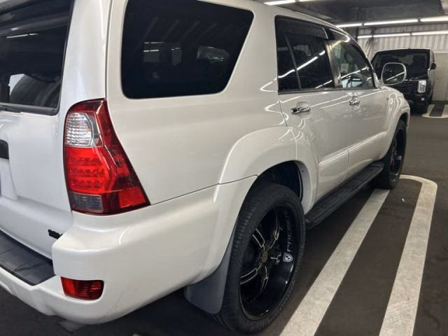 TOYOTA HILUX SURF