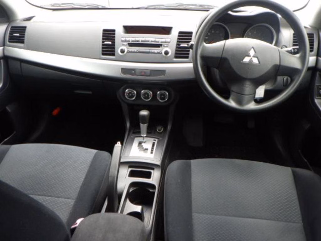 MITSUBISHI GALANT FORTIS