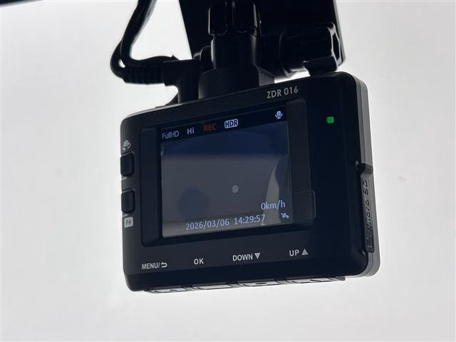 TOYOTA PIXIS MEGA