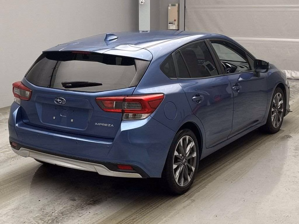 SUBARU IMPREZA