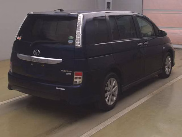 TOYOTA ISIS