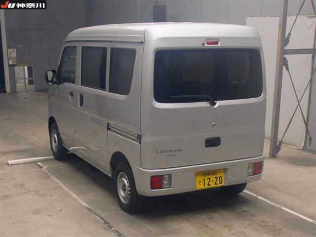 MITSUBISHI MINICAB