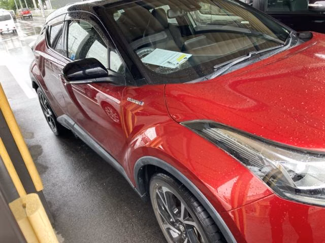 TOYOTA C-HR