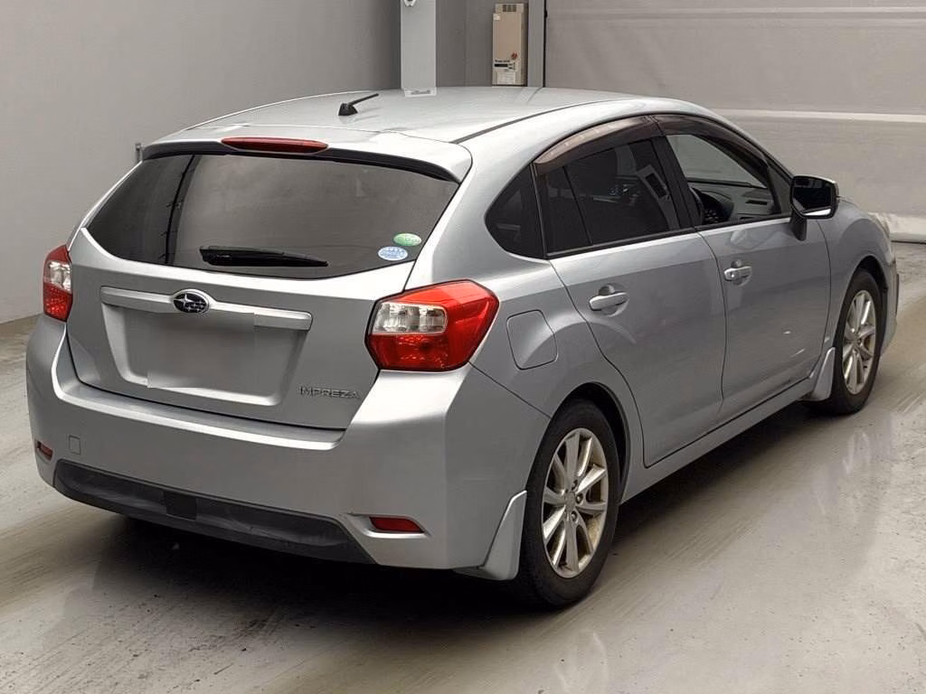 SUBARU IMPREZA