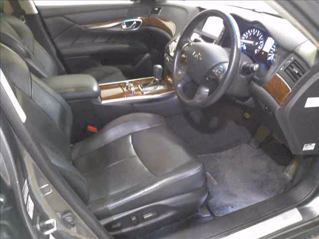 NISSAN FUGA