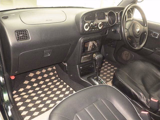 DAIHATSU MIRA GINO