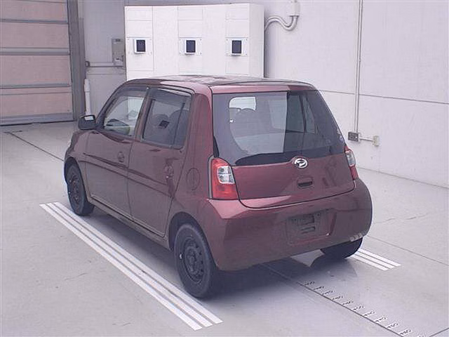 DAIHATSU ESSE