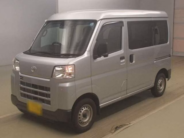TOYOTA PIXIS VAN